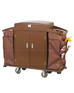 Xe dọn buồng phòng có cửa