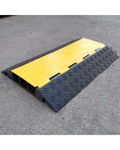 gờ bảo vệ cáp bằng cao su