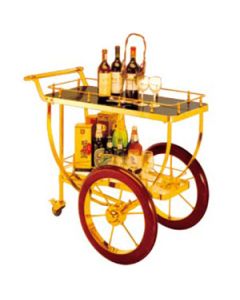 Xe phục vụ rượu trong khách sạn