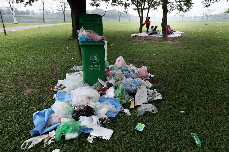Thùng rác ở Việt Nam có cũng như không