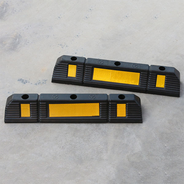 Cục chặn bánh xe cao su 60 cm