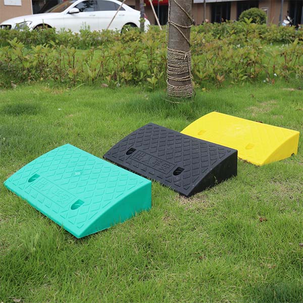 Bục dốc lên xuống xe máy - ô tô