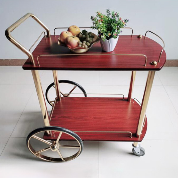 Xe phục vụ rượu