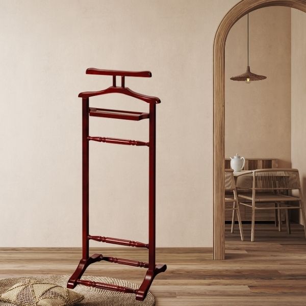 Cây treo áo khoác bằng gỗ màu nâu sậm