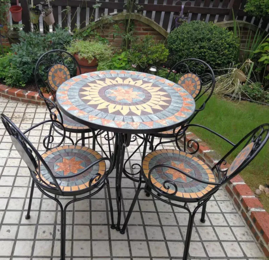 bộ bàn ghế Mosaic đặt ngoài trời