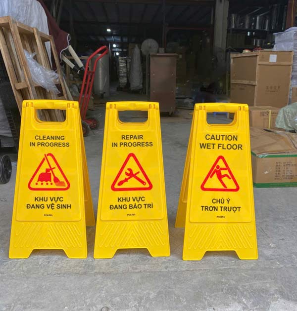 Hoàn thiện in ấn thông điệp cảnh báo trên bảng cảnh báo dáng chữ A