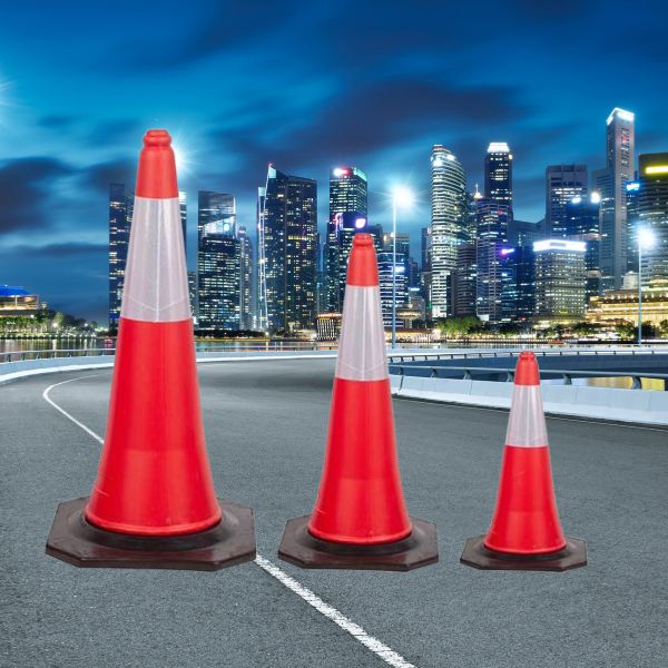 Cọc tiêu phản quang bằng nhựa, đế màu đen của Paloca