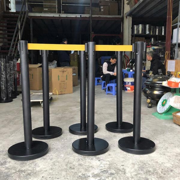 Paloca bán cột chắn dây màu vàng kéo 2m, 3m và 5m