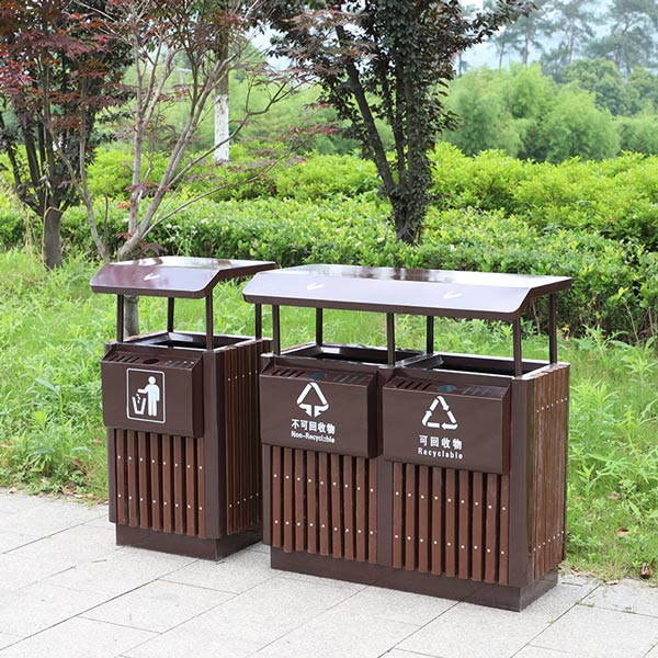 Mẫu thùng rác 2 ngăn đặt ở ngoài trời