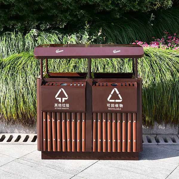 Thùng rác dung tích 60L chứa được lượng rác thải lớn