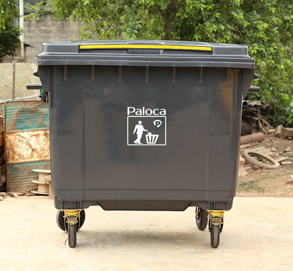 Thùng rác 660L màu đen