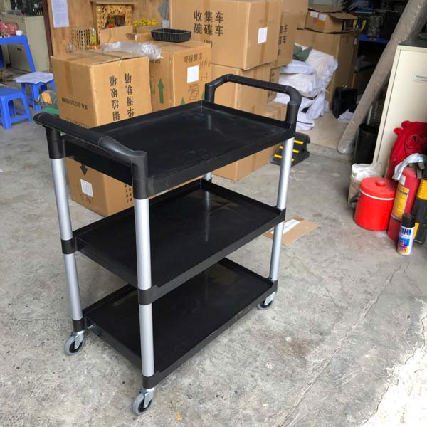 Hình ảnh thực tế xe đẩy thức ăn 3 tầng bằng nhựa