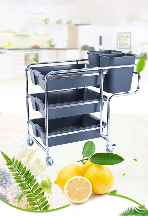 Xe thu dọn bát đĩa, đồ ăn thừa trên bàn tiệc