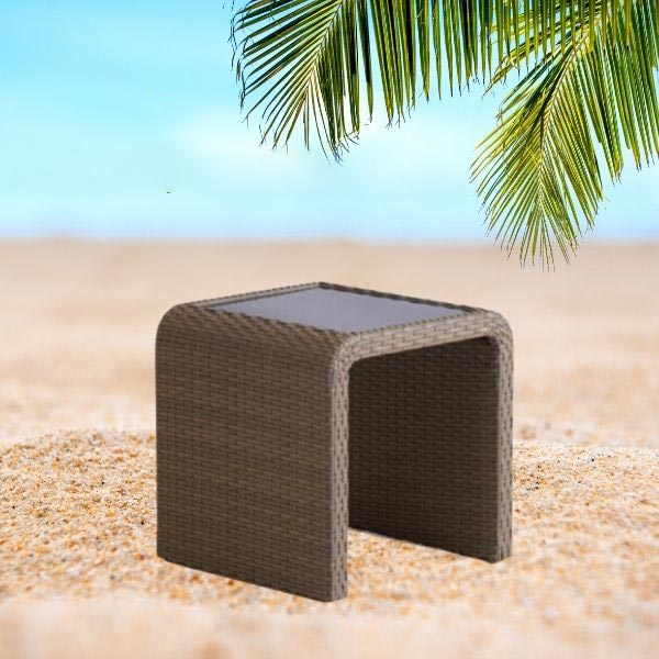 Mẫu bàn giả mây nhựa hồ bơi mặt kính của Paloca