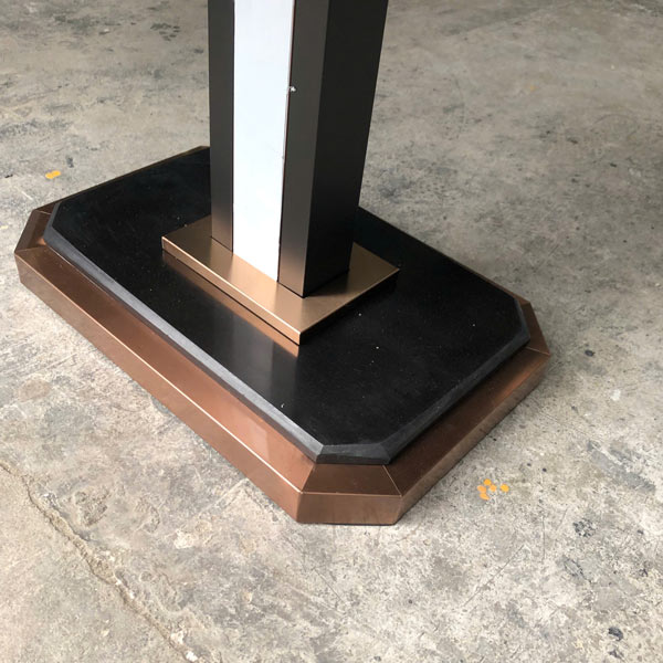 Hình ảnh thực tế bảng menu khách sạn mặt kính