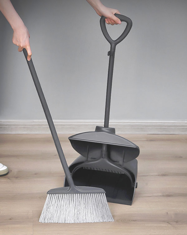 Chổi hót rác được nhiều người ưa chuộng