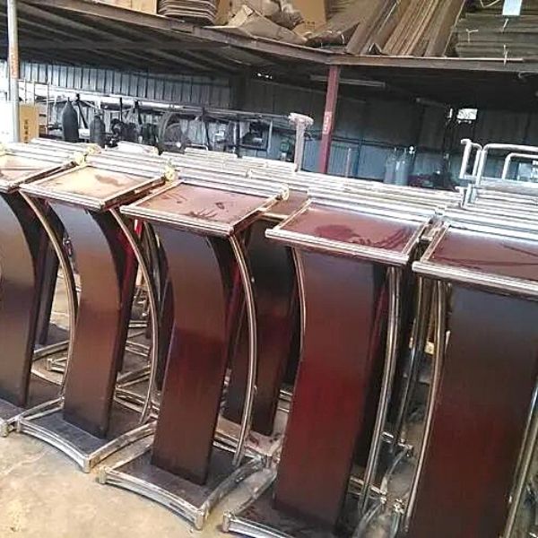 Paloca sẵn kho bục phát biểu đẹp, giá tốt