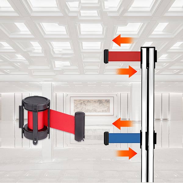 2 dây kéo được bố trí trên thân cột chắn