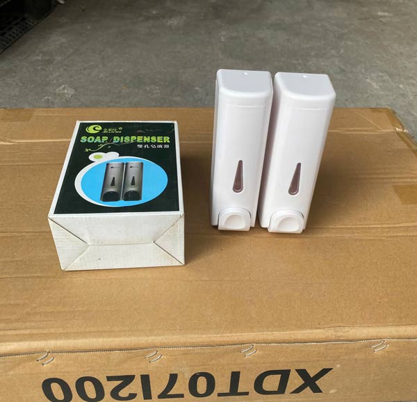 Hình ảnh thực tế hộp đựng nước rửa tay 2 ngăn