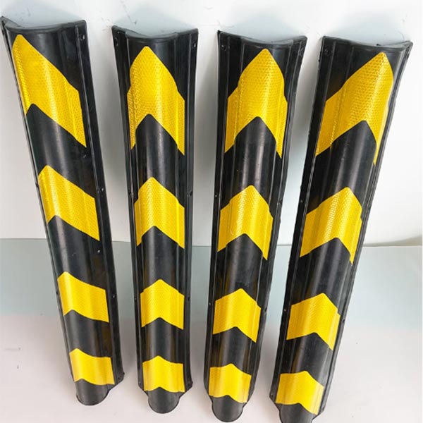 Màu sắc phản quang của cao su ốp cột rõ nét