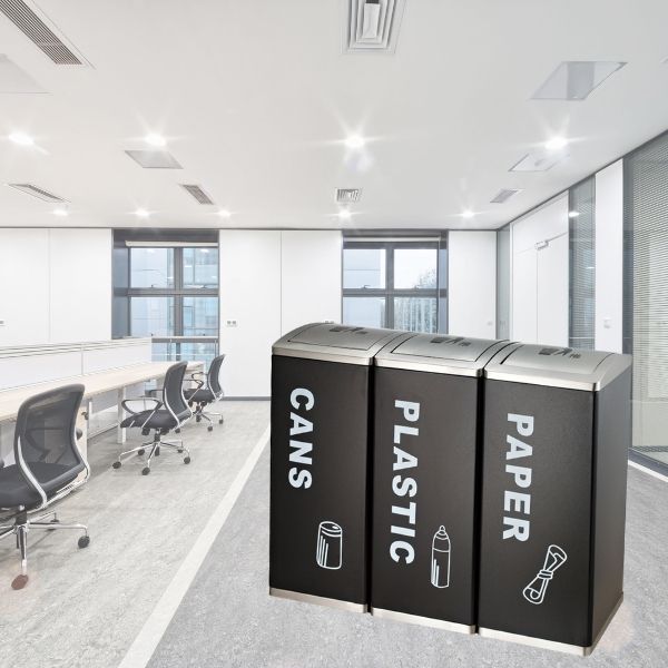 Mẫu thùng rác được sử dụng ở cả trong nhà, ngoài trời