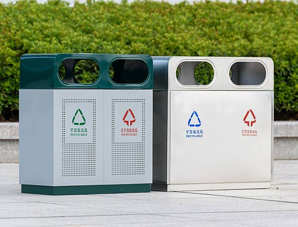Paloca cung cấp thùng phân loại rác ngoài trời giá rẻ