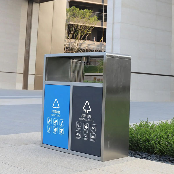 Chất liệu inox giúp thùng rác bền bỉ trong môi trường ngoài trời