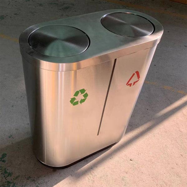 Hình ảnh thực tế thùng rác inox nắp bập bênh Paloca