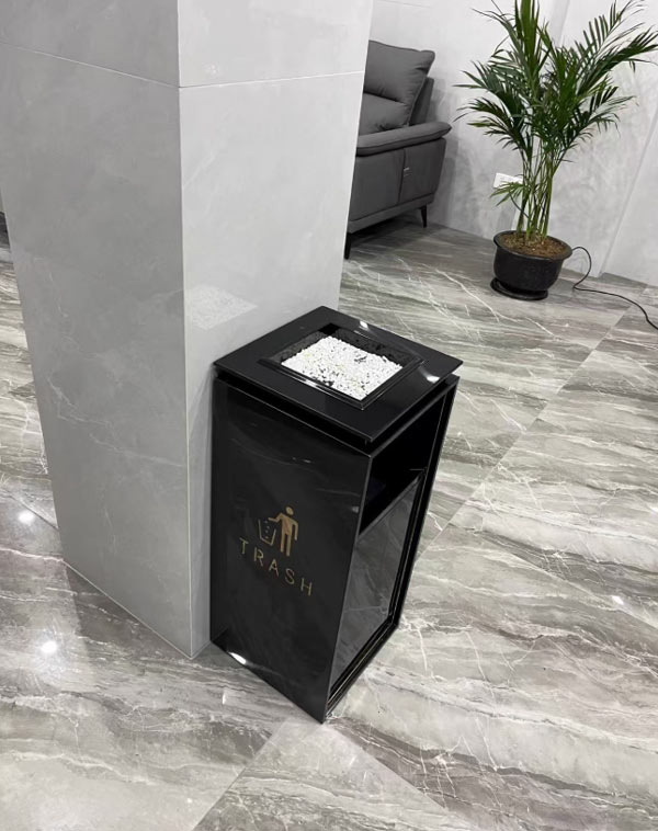 Mẫu thùng rác hình trụ màu ghi đen có gạt tàn