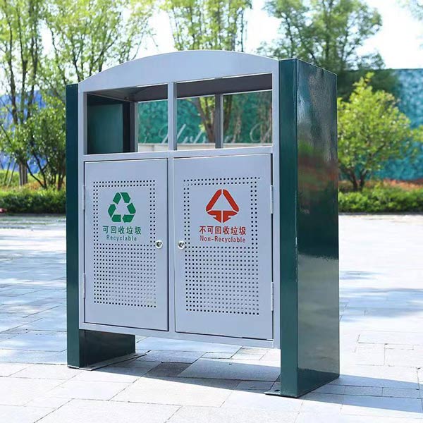 Thùng rác ngoài trời 2 ngăn màu xanh, ghi sáng