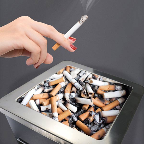 Khay gạt tàn tiện lợi