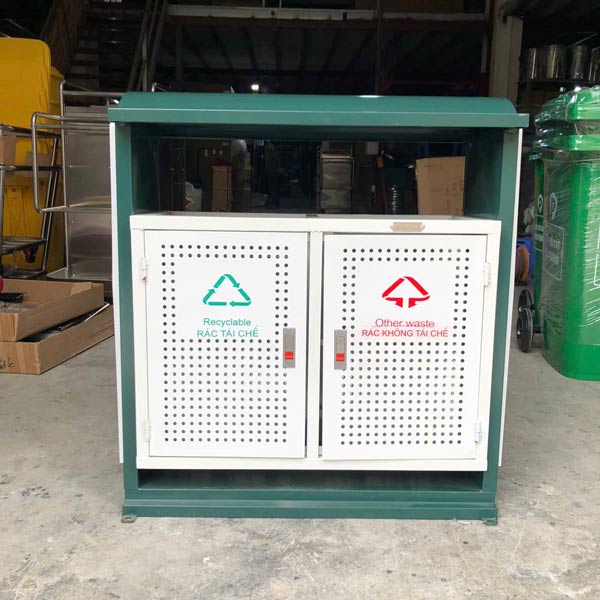 Hình ảnh thực tế thùng rác thép 2 ngăn