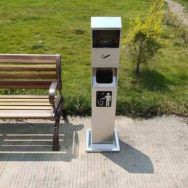 Kiểu dáng trụ đứng nên khá tiết kiệm diện tích