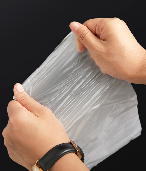 Túi có màu trắng mờ, dai