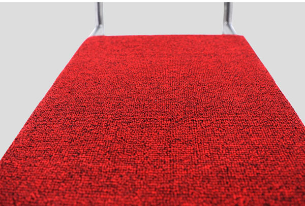 Thảm nhung màu đỏ nổi bật