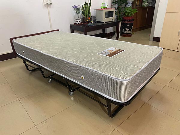 Mẫu giường phụ extra bed hotel với nệm dày 20cm