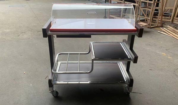 Hình ảnh chụp tại kho của xe đẩy rượu 3 tầng