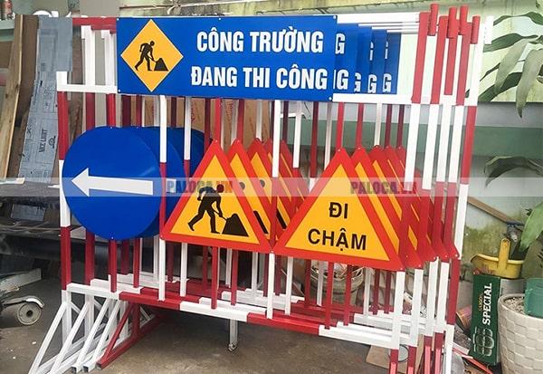 Biển báo giao thông đường bộ Paloca đa dạng mẫu mã, mức giá trung bình