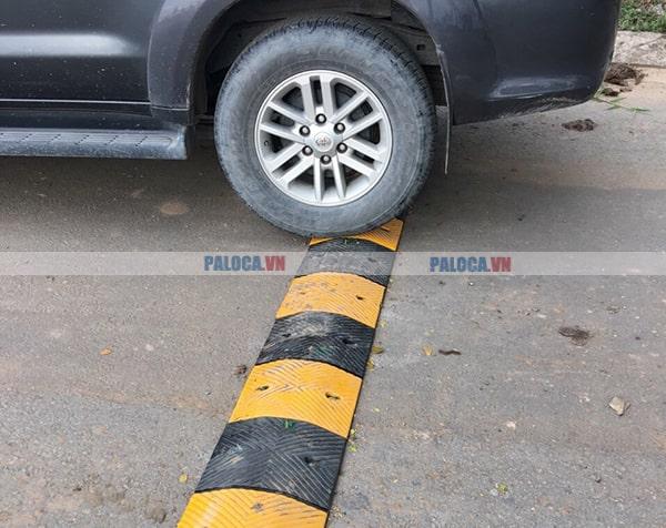 Chọn loại gờ giảm tốc phù hợp với nhu cầu, mục đích dùng