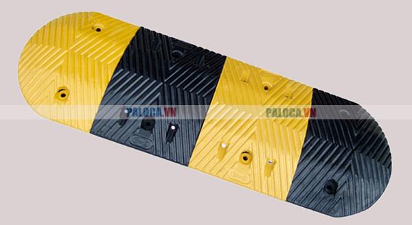 Gờ giảm tốc bằng cao su chịu tải lớn giá 585.000VNĐ