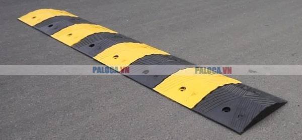 Gờ giảm tốc nhập khẩu từ nội địa Trung có chất lượng tuân thủ quốc tế