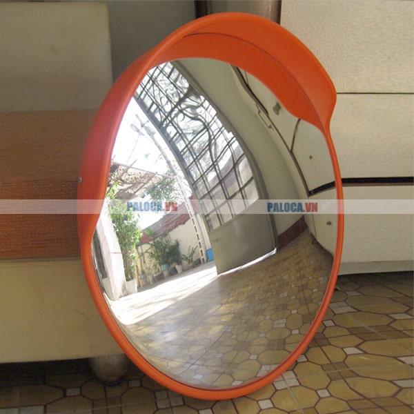 Kinh nghiệm chọn gương cầu lồi theo độ rõ nét và độ phản xạ