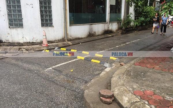 Tránh phanh gấp khi đến các đoạn đường có gờ giảm tốc