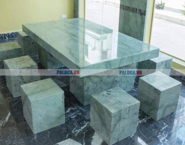 Bộ bàn ghế đá granite mang kiểu dáng đơn giản