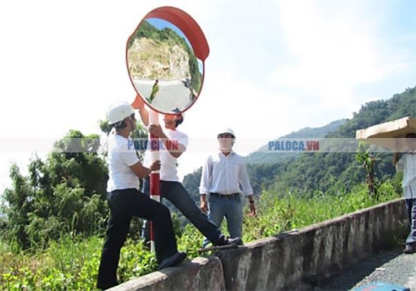 Gương cầu lồi cần được bảo dưỡng nếu sử dụng lâu năm