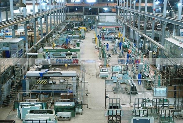Gương cầu lồi cấu tạo từ các chất liệu công nghiệp