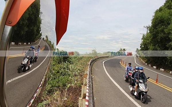 Gương cầu lồi có khả năng mở rộng tầm nhìn tuyệt vời