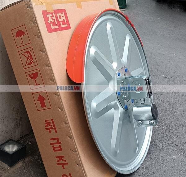 Gương cầu lồi d800 làm bằng PC giá rẻ, bền bỉ, thích hợp dùng trong nhà