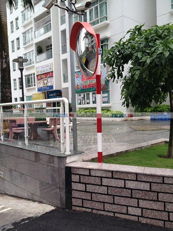 Gương cầu lồi giao thông tương lai trở thành thiết bị không thể thiếu