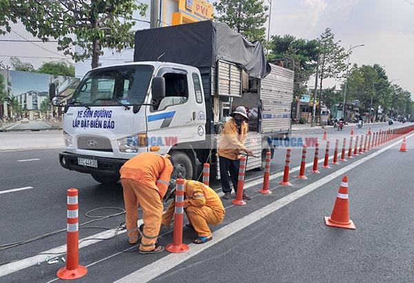 Hiện nay cọc tiêu giao thông được cải tiến rõ ràng, làm từ nhiều chất liệu